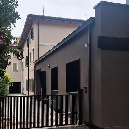 Casagalaverna Con Giardino Lejlighed Modena